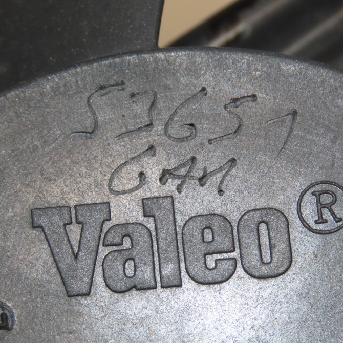 Ventilateur de refroidissement occasion RENAULT CLIO CAMPUS II Phase 2 07-2009->12-2012 1.2i 60ch 7701050677 6