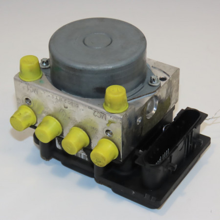 Unité hydraulique ABS occasion RENAULT KANGOO II Phase 1 01-2008->03-2013 1.5 DCI 105ch 8201240013