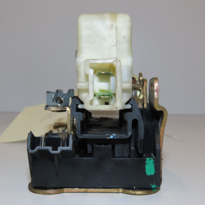 Serrure porte avd occasion RENAULT KANGOO I Phase 1 09-1997->06-2003 1.9 D 65ch 7701046800 3