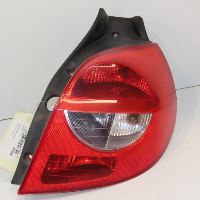 Feu arrière droit occasion RENAULT CLIO III Phase 1 09-2005->03-2009 1.5 DCI 85ch 8200459960 1