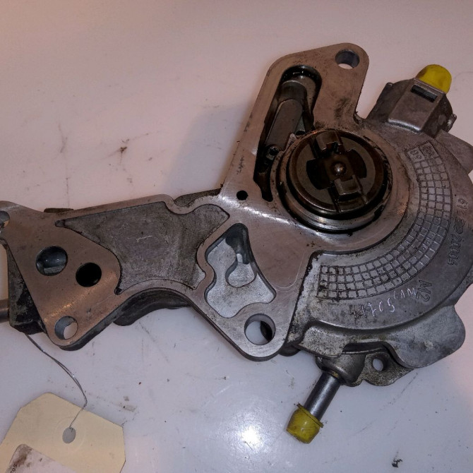 Pompe a vide occasion SEAT IBIZA III Phase 2 03-2006->06-2009 1.4 TDI 70ch 38145209Q 1