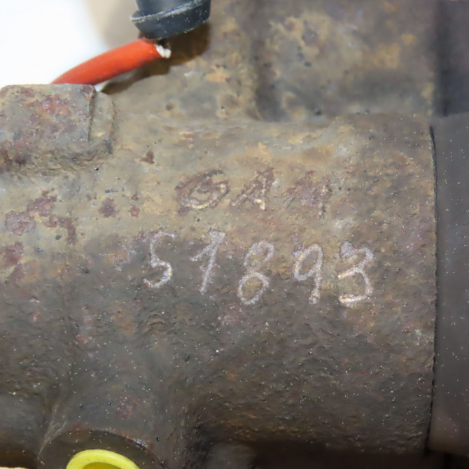 Etrier de frein arrière gauche occasion  7D0615423B 5