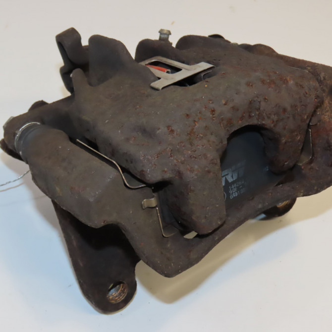 Etrier de frein arrière droit occasion  7D0615424B 1