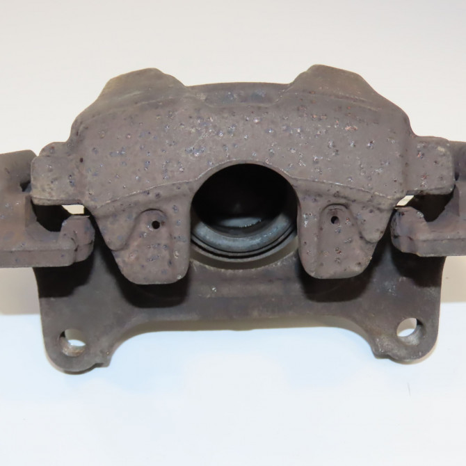 Etrier de frein avant droit occasion AUDI A4 III Phase 1 01-2008->10-2011 2.0 TDi 136ch 8K0615124F 2