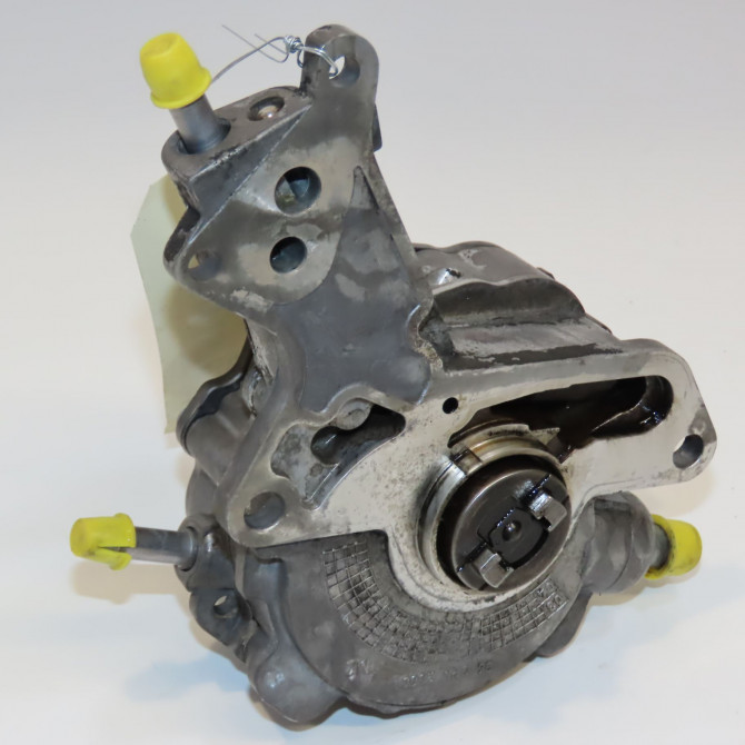 Pompe a vide occasion SKODA OCTAVIA II Phase 1 06-2004->10-2008 1.9 TDI 105ch 38145209Q 2