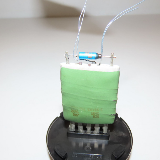 Resistance de chauffage occasion CITROEN C3 II Phase 2 03-2013->12-2016 1.4 HDi 70ch 6436H5 4