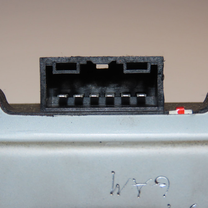 Moteur essuie-glace arrière occasion CHEVROLET CAPTIVA Phase 1 04-1995->04-1999 2.0 VCDI 127ch 96627058 4