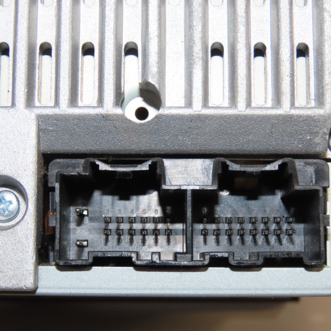 Autoradio occasion CHEVROLET CAPTIVA Phase 1 04-1995->04-1999 2.0 VCDI 127ch 96864918 3