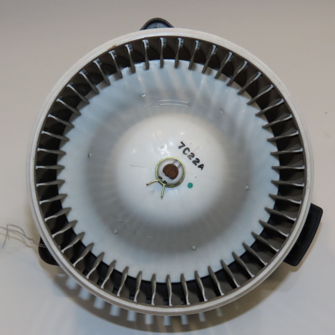 Ventilateur de chauffage occasion CHEVROLET CAPTIVA Phase 1 04-1995->04-1999 2.0 VCDI 127ch 42424010 2