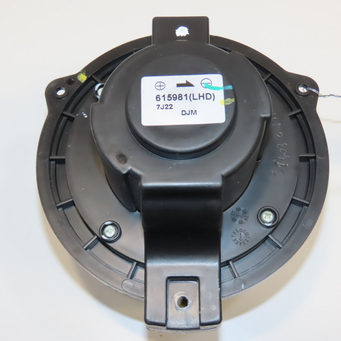 Ventilateur de chauffage occasion CHEVROLET CAPTIVA Phase 1 04-1995->04-1999 2.0 VCDI 127ch 42424010 3