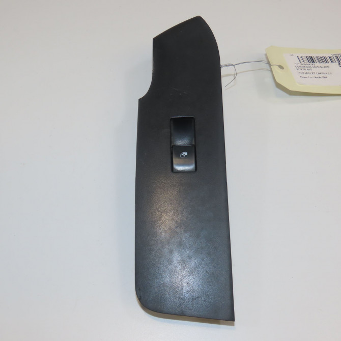 Commande lève-glace porte avant droite occasion CHEVROLET CAPTIVA Phase 1 04-1995->04-1999 2.0 VCDI 127ch 96628546 1