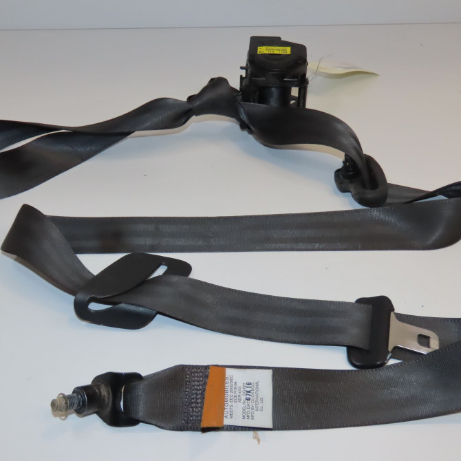 Ceinture arrière droite occasion CHEVROLET CAPTIVA Phase 1 04-1995->04-1999 2.0 VCDI 127ch 20820823 1