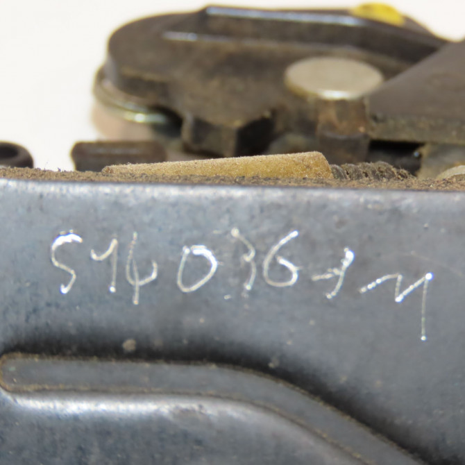 Serrure hayon occasion CHEVROLET CAPTIVA Phase 1 04-1995->04-1999 2.0 VCDI 127ch 95040417 4