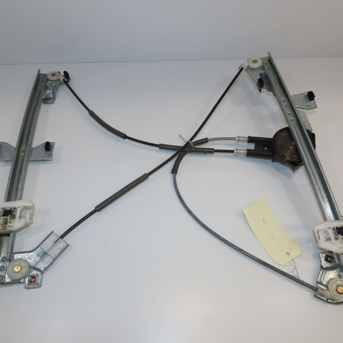 Mécanisme lève-glace avant droit occasion CITROEN BERLINGO I Phase 1 09-1996->11-2002 9222A4 2