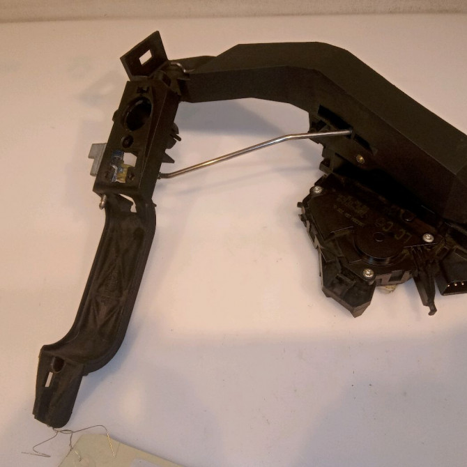 Serrure porte avg occasion FORD FOCUS I Phase 1 10-1998->09-2004 1.8 TDDI 90ch 4057982 2