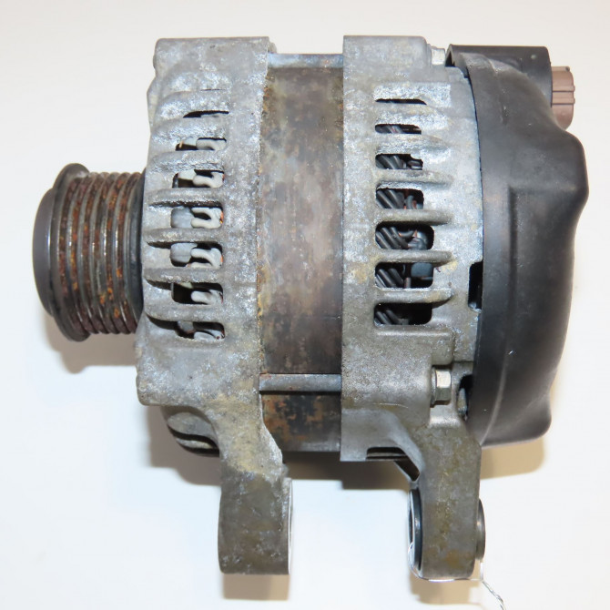 Alternateur occasion  373002F200 4
