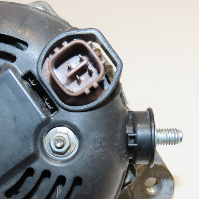 Alternateur occasion  373002F200 6