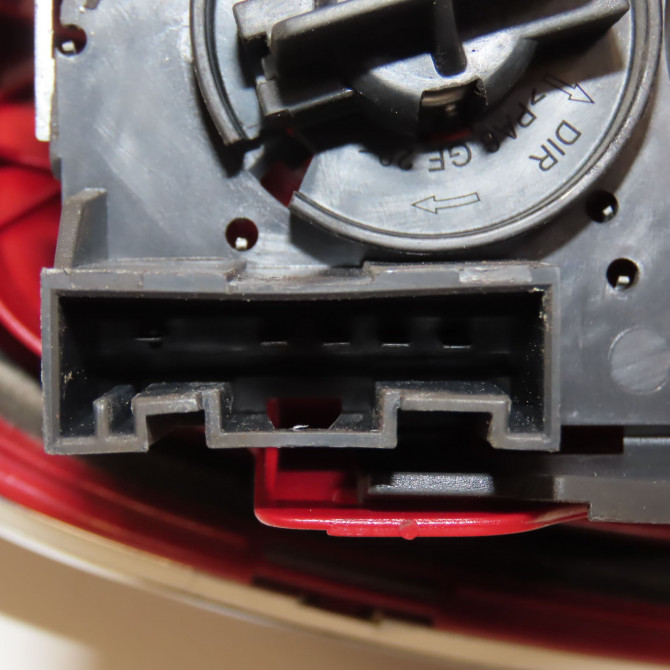 Feu arrière droit occasion MINI MINI II Phase 1 09-2006->12-2010 1.6i 16v 120ch 63212757012 3