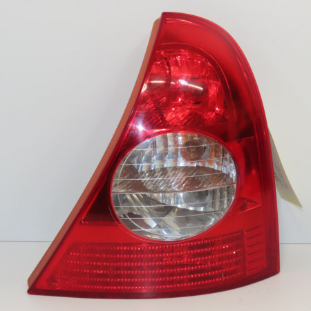 Feu arrière droit occasion RENAULT CLIO II Phase 2 06-2001->07-2006 1.5 DCI 65ch 265508391R