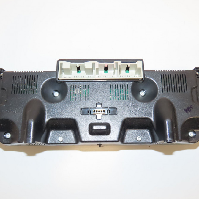 Commande de chauffage occasion SEAT LEON II Phase 1 09-2005->05-2009 1.9 TDI 105ch 5P0820047K1MM 2