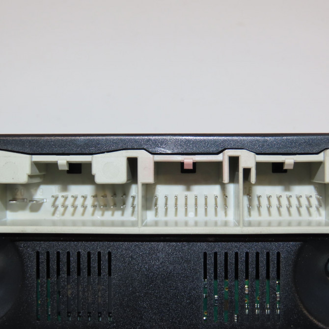 Commande de chauffage occasion SEAT LEON II Phase 1 09-2005->05-2009 1.9 TDI 105ch 5P0820047K1MM 3