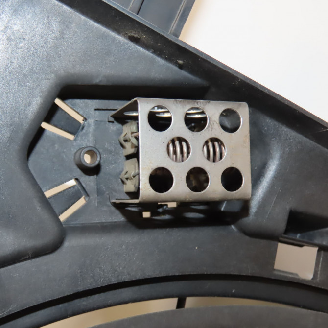 Ventilateur de refroidissement occasion RENAULT KANGOO I Phase 1 09-1997->06-2003 1.9 D 65ch 7701043964 3