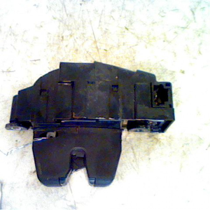 Serrure hayon occasion PEUGEOT 307 8719G5 1