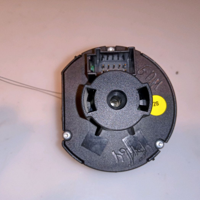 Interrupteur commande de phares occasion VOLKSWAGEN GOLF VI Phase 1 10-2008->04-2013 1.4 TSI 16v 122ch 2