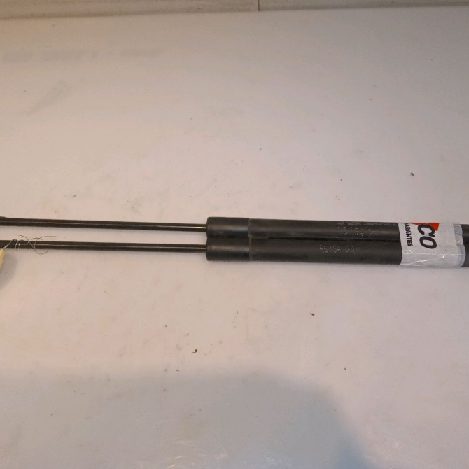 Verin droit hayon occasion CITROEN C3 II Phase 1 11-2009->02-2013 1.4i 75ch 8731T9 1