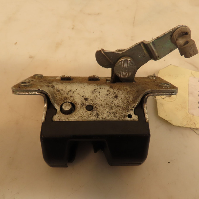 Serrure hayon occasion PEUGEOT 207 Phase 1 04-2006->06-2013 1.4 HDI 70ch 8719G5 3