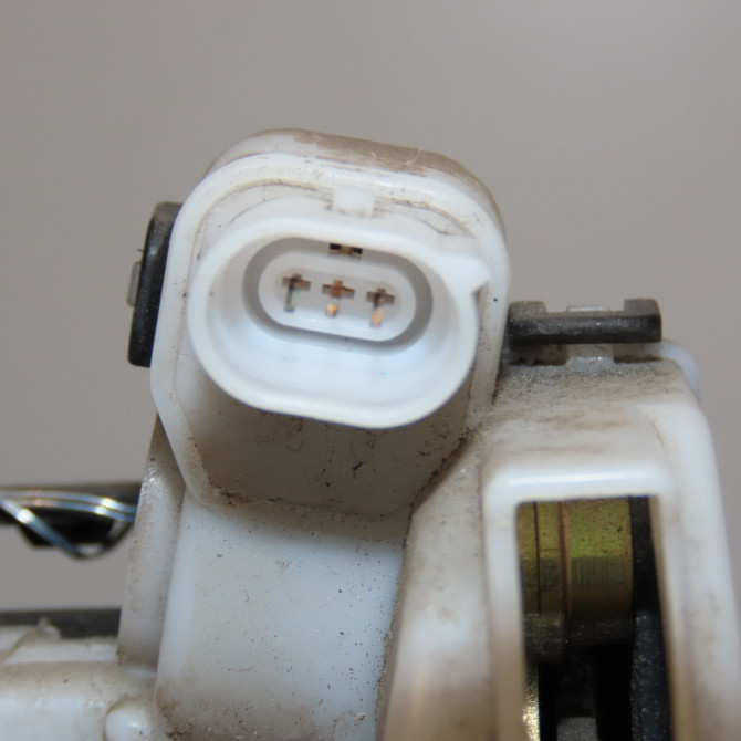 Serrure porte avd occasion VOLKSWAGEN POLO III Phase 2 11-1999->12-2001 1.4i 8v 60ch 6N1837016E 3