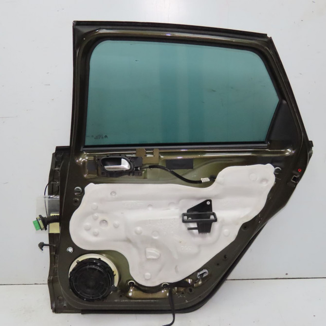 Porte arrière droite occasion CITROEN C4 II Phase 1 10-2010->01-2015 1.6 HDI 90ch 9008X2 2