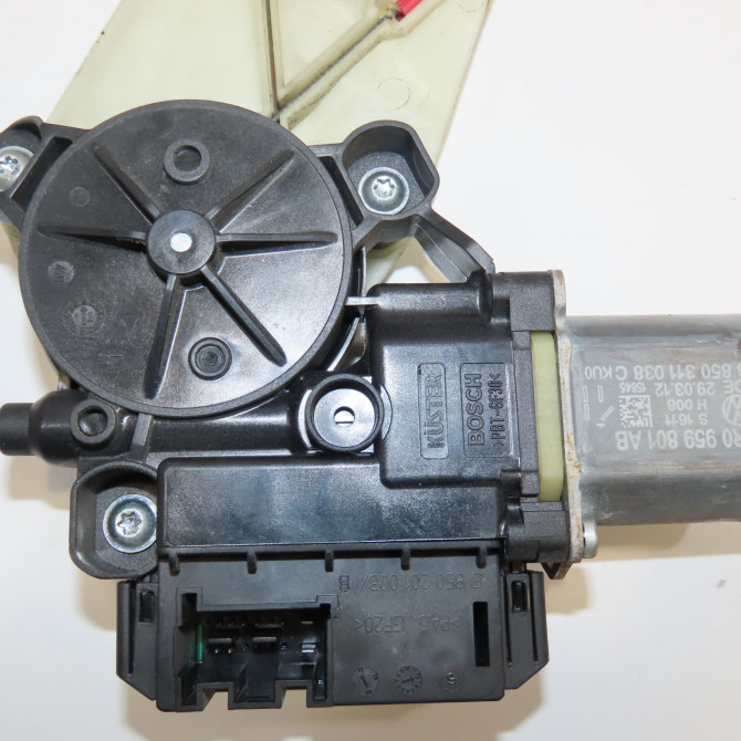 Mecanisme+moteur leve-glace avg occasion VOLKSWAGEN POLO V POLO V Phase 1 2009-09-01->2014-05-31 1.6 TDI 90 6R3837461L 3