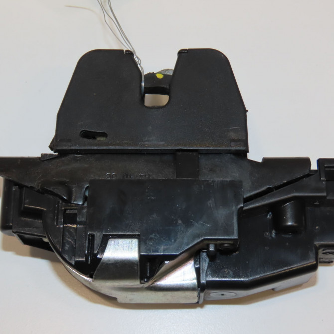 Serrure hayon occasion CITROEN C3 PICASSO Phase 1 02-2009->08-2012 1.6 HDi 16v 90ch 8719G5 1