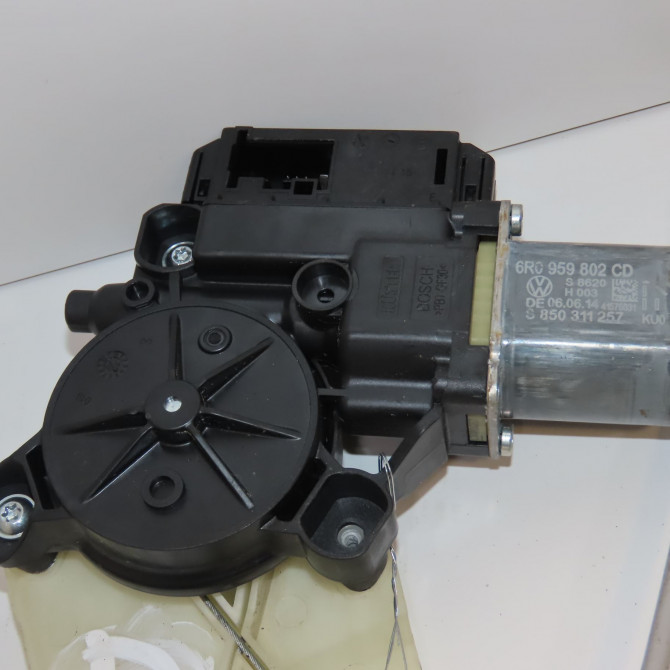 Mecanisme + moteur lève-glace avant droit occasion VOLKSWAGEN POLO V Phase 2 02-2014->... 1.4 TDI 90ch 6R3837462L 3