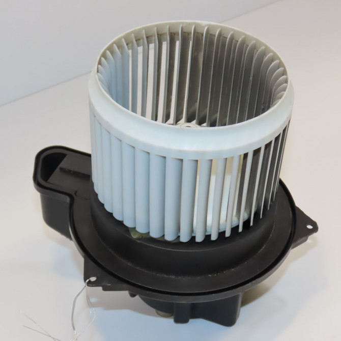Ventilateur de chauffage occasion FIAT 500 II phase 2 04-2014->... 1.2i 69ch 77367983 1