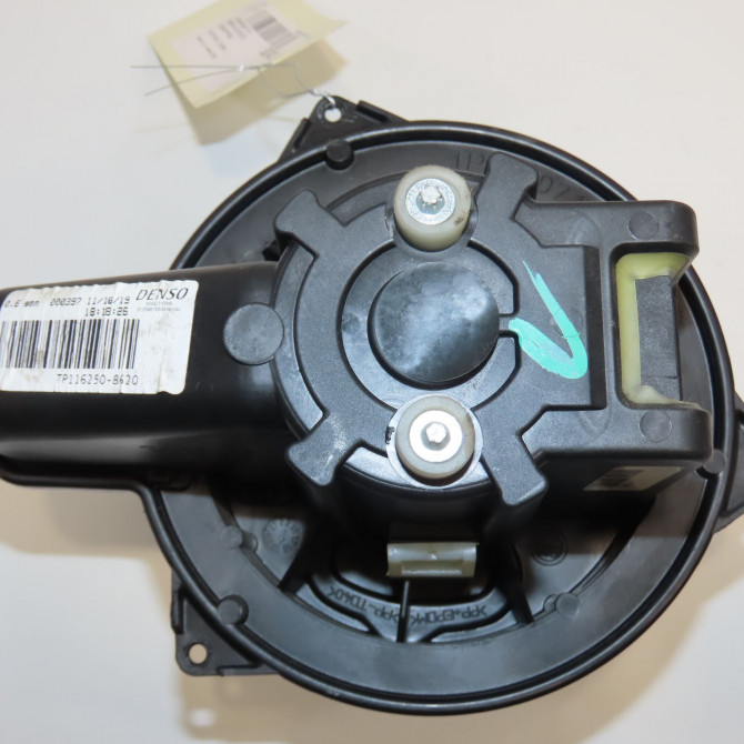 Ventilateur de chauffage occasion FIAT 500 II phase 2 04-2014->... 1.2i 69ch 77367983 3