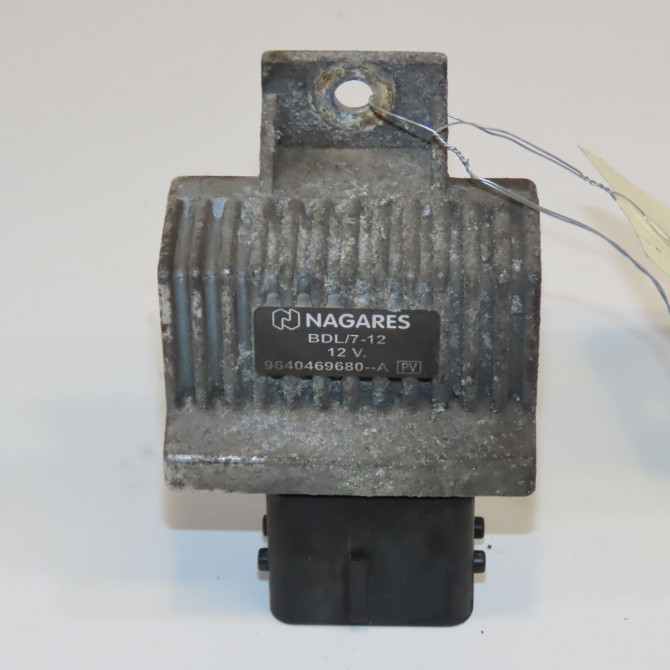 Boitier de préchauffage occasion DACIA LOGAN I Phase 2 MVC 10-2008->01-2013 1.5 DCI 85ch 9640469680 1