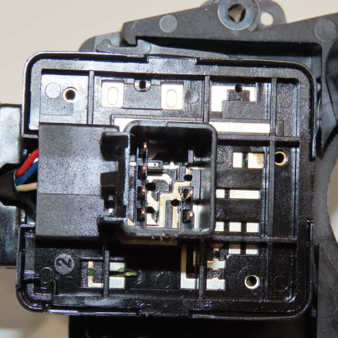 Bloc commodos occasion CHEVROLET CAPTIVA Phase 1 04-1995->04-1999 2.0 VCDI 127ch 3