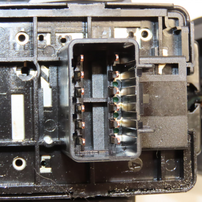 Bloc commodos occasion CHEVROLET CAPTIVA Phase 1 04-1995->04-1999 2.0 VCDI 127ch 4