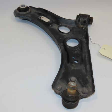 <span class="tt">Triangle inf avd occasion  </span><span class="designation"> </span>