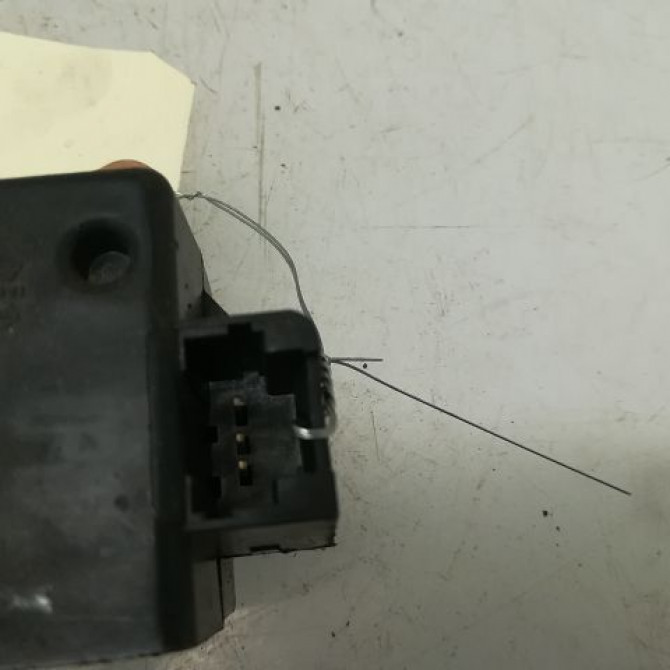 Serrure hayon occasion CITROEN C3 I Phase 1 04-2002->10-2005 1.4HDI 8v 70ch 871972 3