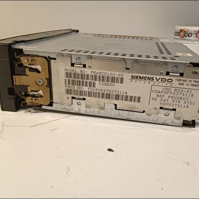 Autoradio occasion PEUGEOT 206 Phase 2 02-2003->02-2009 1.4i 88ch 6564RT 2