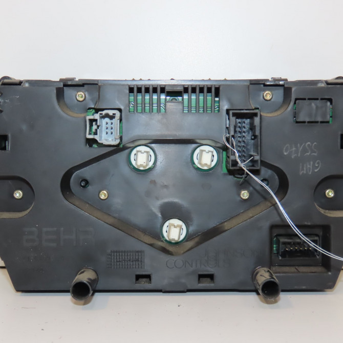 Commande de chauffage occasion PEUGEOT 307 Phase 1 SW 03-2002->07-2004 2.0 HDi 110ch 6451YZ 2