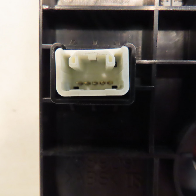 Commande de chauffage occasion TOYOTA YARIS I 559000D210B0 3