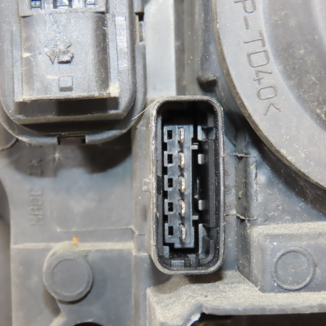 Phare droit occasion RENAULT ESPACE IV Phase 2 03-2006->07-2012 2.0 DCI 150ch 7701064399 3