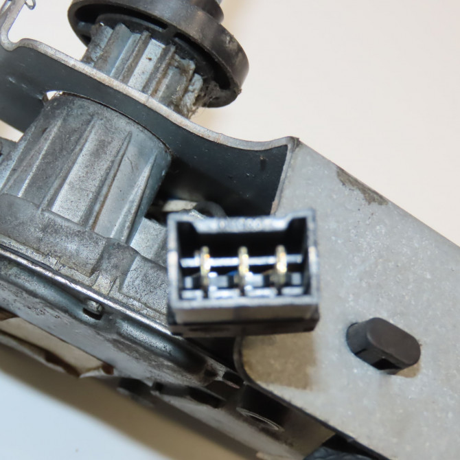 Moteur essuie-glace arrière occasion RENAULT ESPACE II Phase 1 04-1991->02-1995 2.1 DT 4