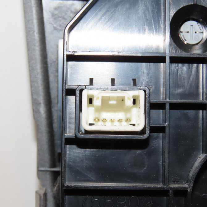 Commande de chauffage occasion TOYOTA YARIS II Phase 1 12-2005->11-2009 1.3 VVT-i 559000D210B0 3