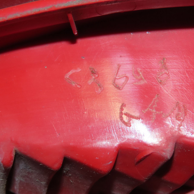 Feu arrière gauche occasion TOYOTA YARIS II Phase 1 12-2005->11-2009 1.3 VVT-i 815610D110 4