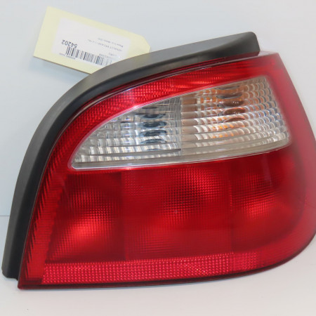 Feu arrière droit occasion RENAULT MEGANE I Phase 2 03-1999->06-2003 1.4 16v 7700428321